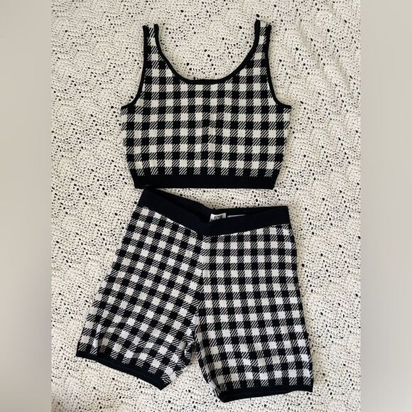 Future Collective Target Gingham Check Knit Crop Top + Biker Shorts (Small) - Picture 3 of 8